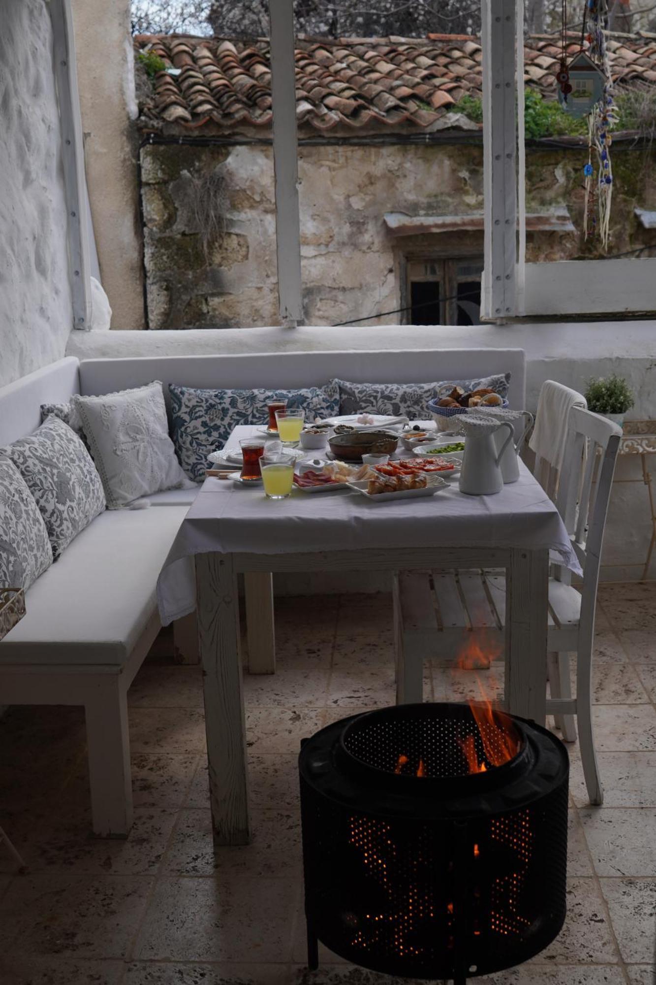 Yukari Sokak Vip Butik Otel Alaçatı Exterior foto